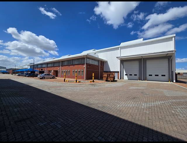 5,666M² WAREHOUSE TO LET IN EPPING INDUSTRIAL